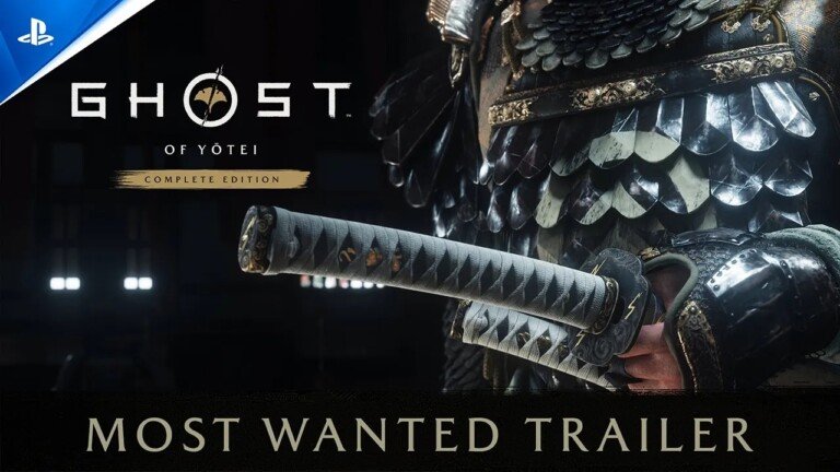 Dettaglio dell'elsa di una katana e armatura con logo Ghost of Yōtei Complete Edition e Most Wanted