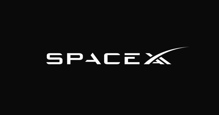 Logo bianco di SpaceXAI posizionato al centro su sfondo nero.