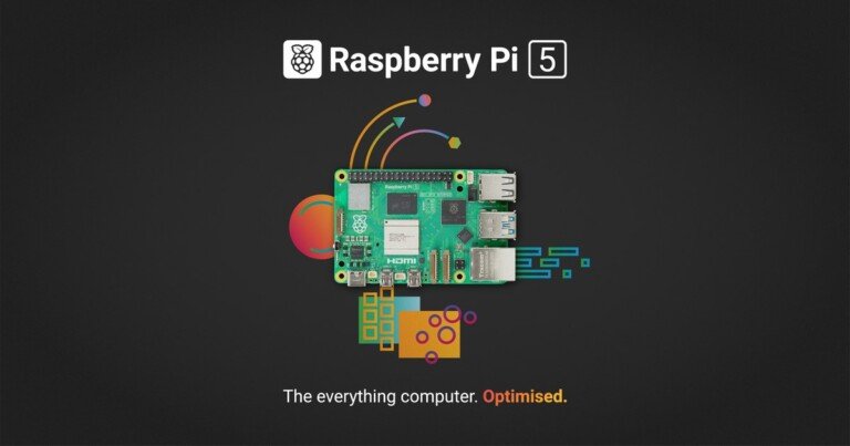 La scheda di sviluppo Raspberry Pi 5 al centro di una grafica scura con logo e slogan.